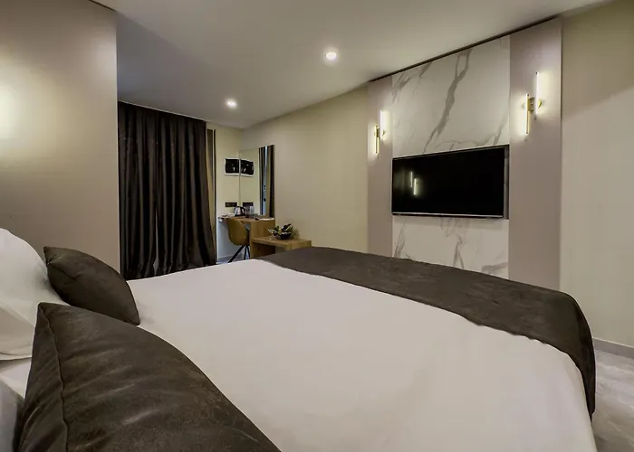 Quality Gold Suite Hotel