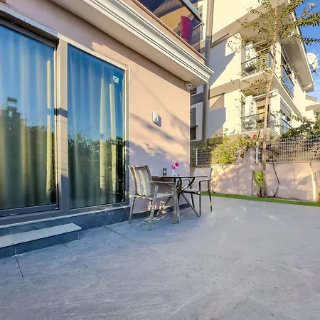 Quality Gold Suite Hotel Antalya Exterior photo